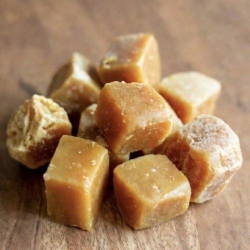 Home Cube shaped jaggery